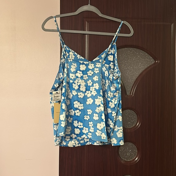 Halogen Top - Picture 2 of 4